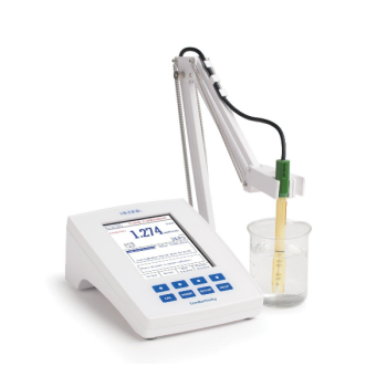 HANNA HI5321-02 - Laboratuvar Araştırma Sınıfı Masaüstü EC / TDS / Tuzluluk / ATC / Direnç Ölçer