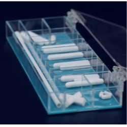 ISOLAB 057.02.101 Kutu - Akrilik - Bölmeli